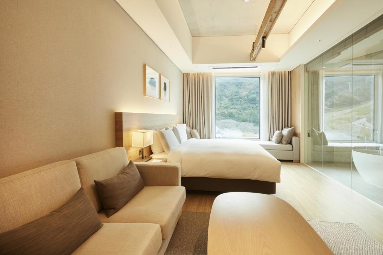 Park Roche Resort & Wellness Jeongseon Exterior photo